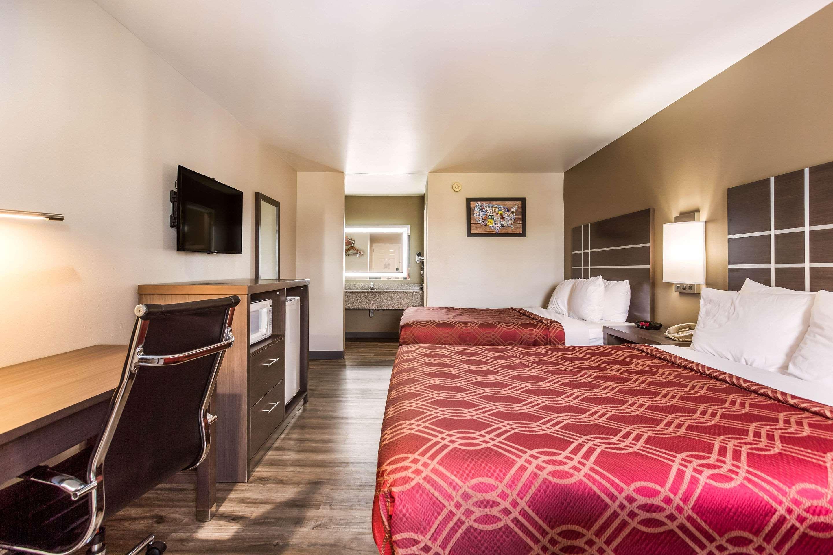 Econo Lodge Inn & Suites Murfreesboro Εξωτερικό φωτογραφία