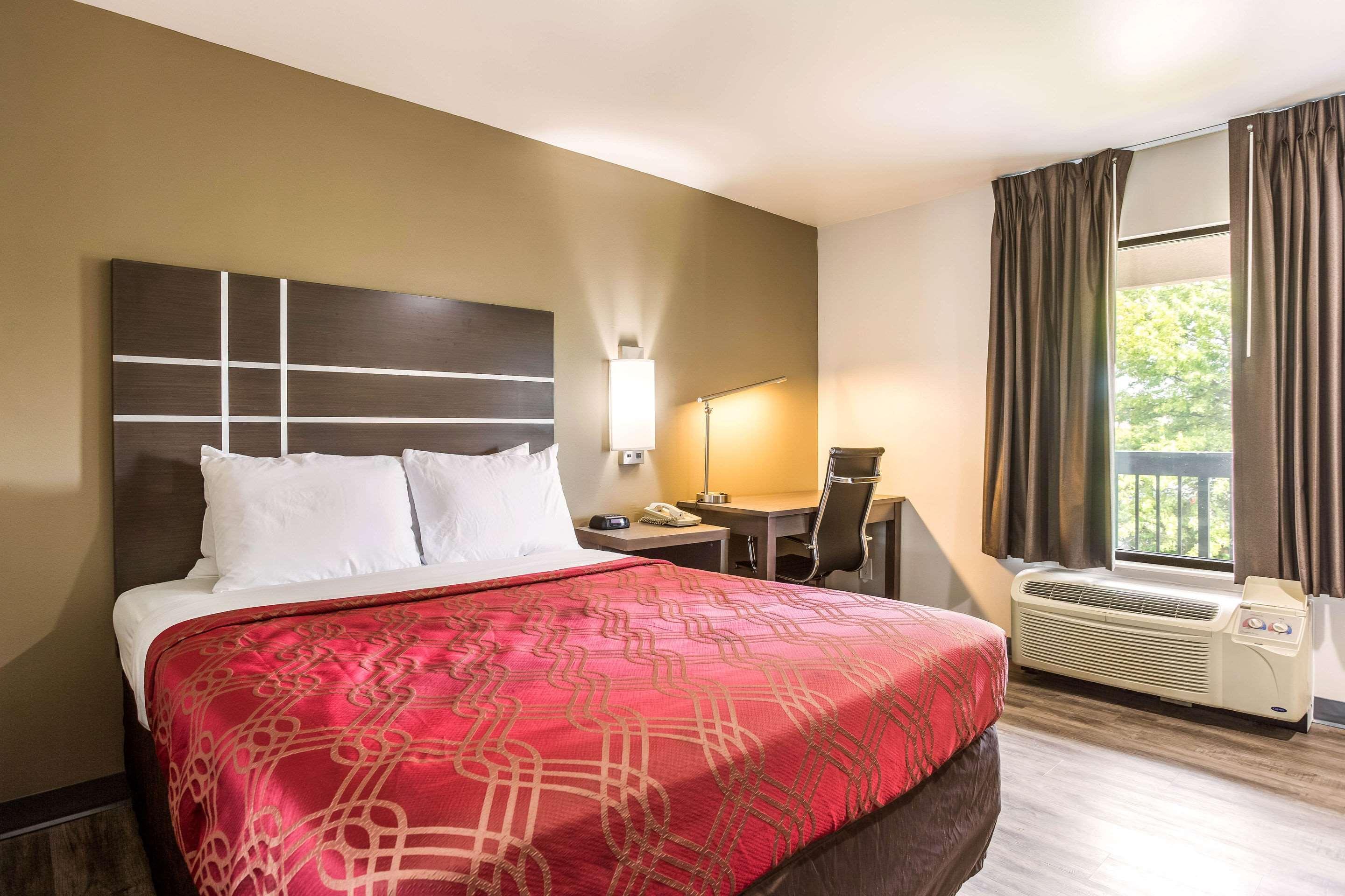 Econo Lodge Inn & Suites Murfreesboro Εξωτερικό φωτογραφία