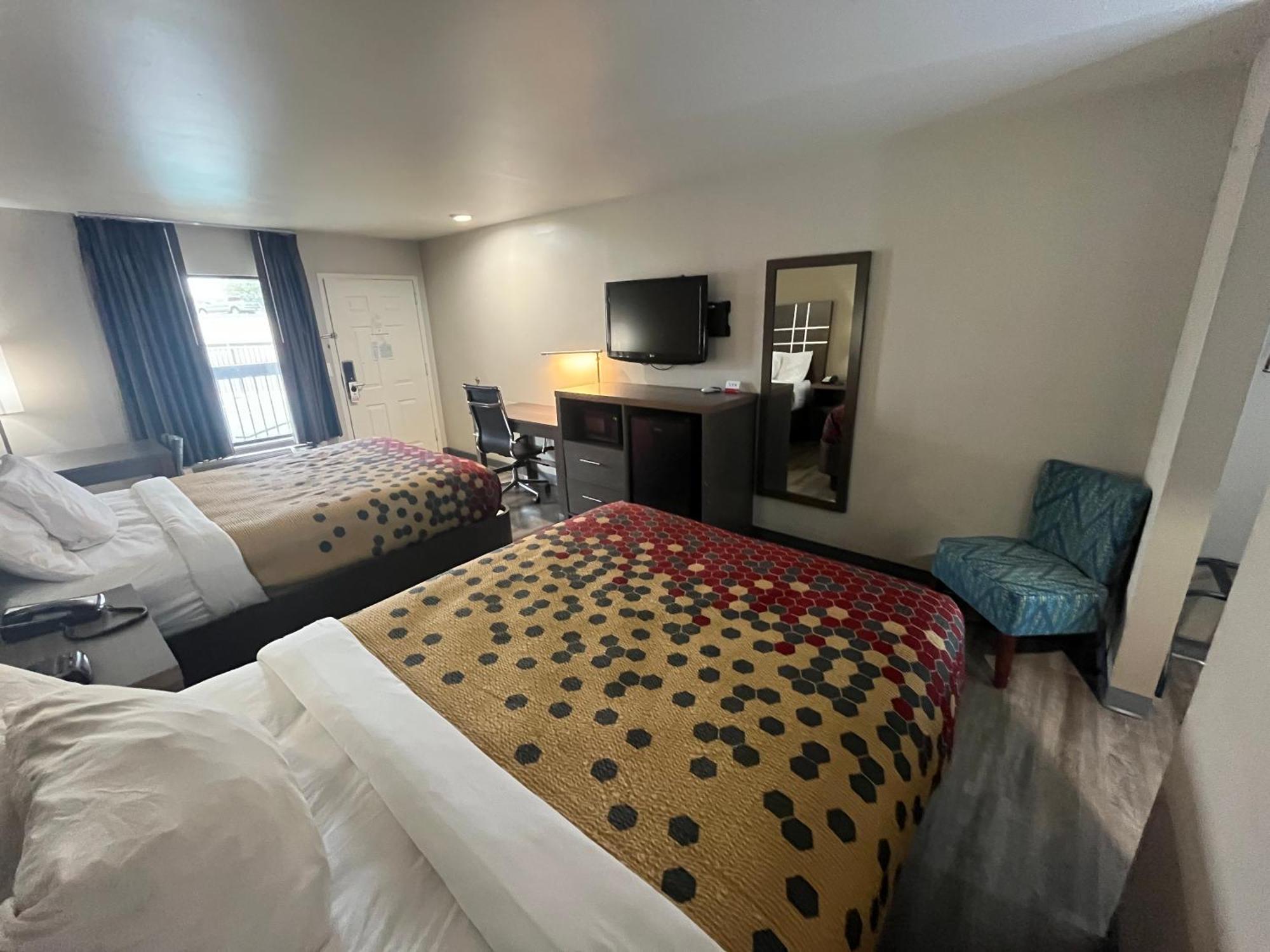 Econo Lodge Inn & Suites Murfreesboro Εξωτερικό φωτογραφία