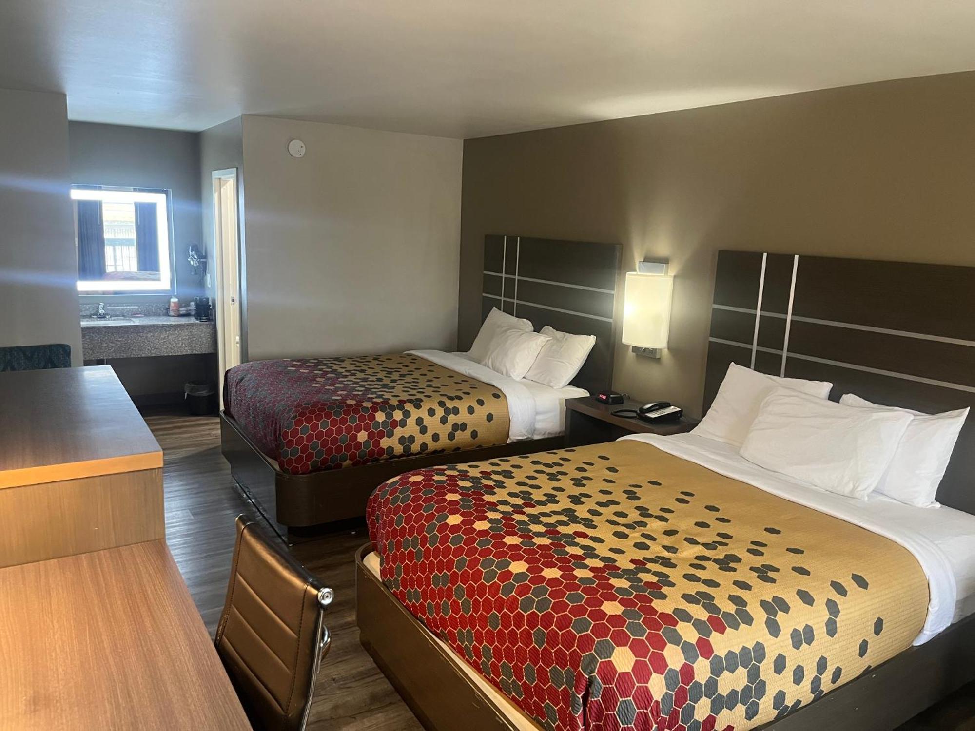 Econo Lodge Inn & Suites Murfreesboro Εξωτερικό φωτογραφία
