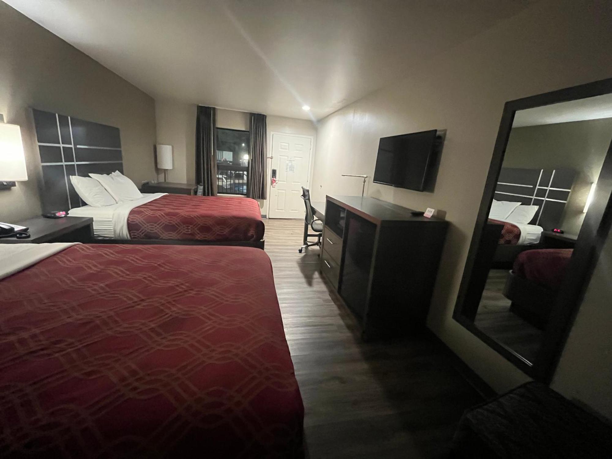 Econo Lodge Inn & Suites Murfreesboro Εξωτερικό φωτογραφία