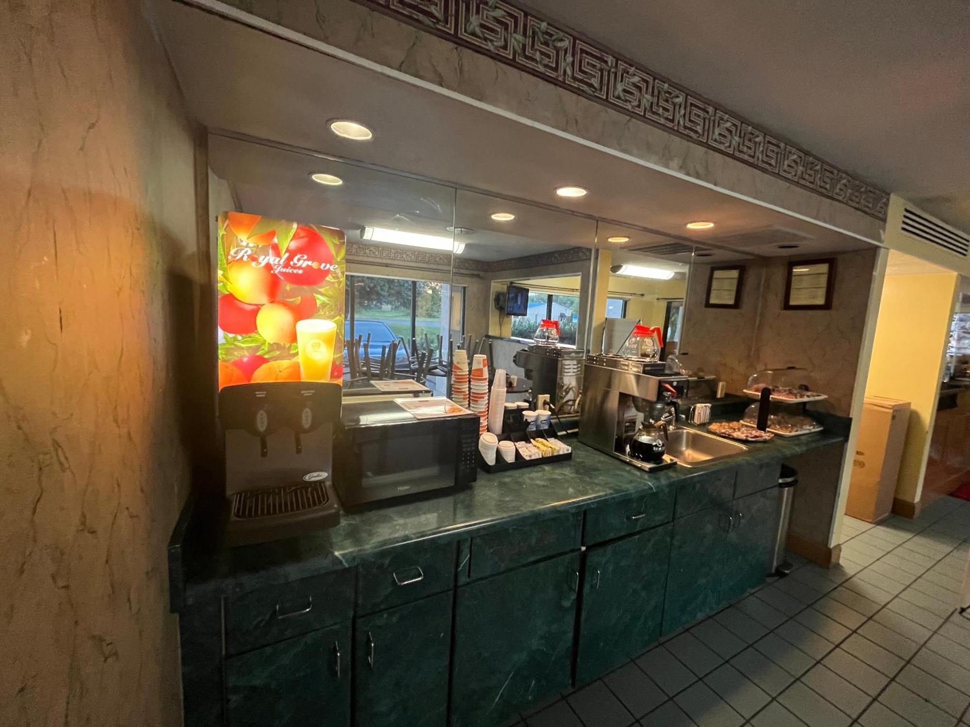 Econo Lodge Inn & Suites Murfreesboro Εξωτερικό φωτογραφία