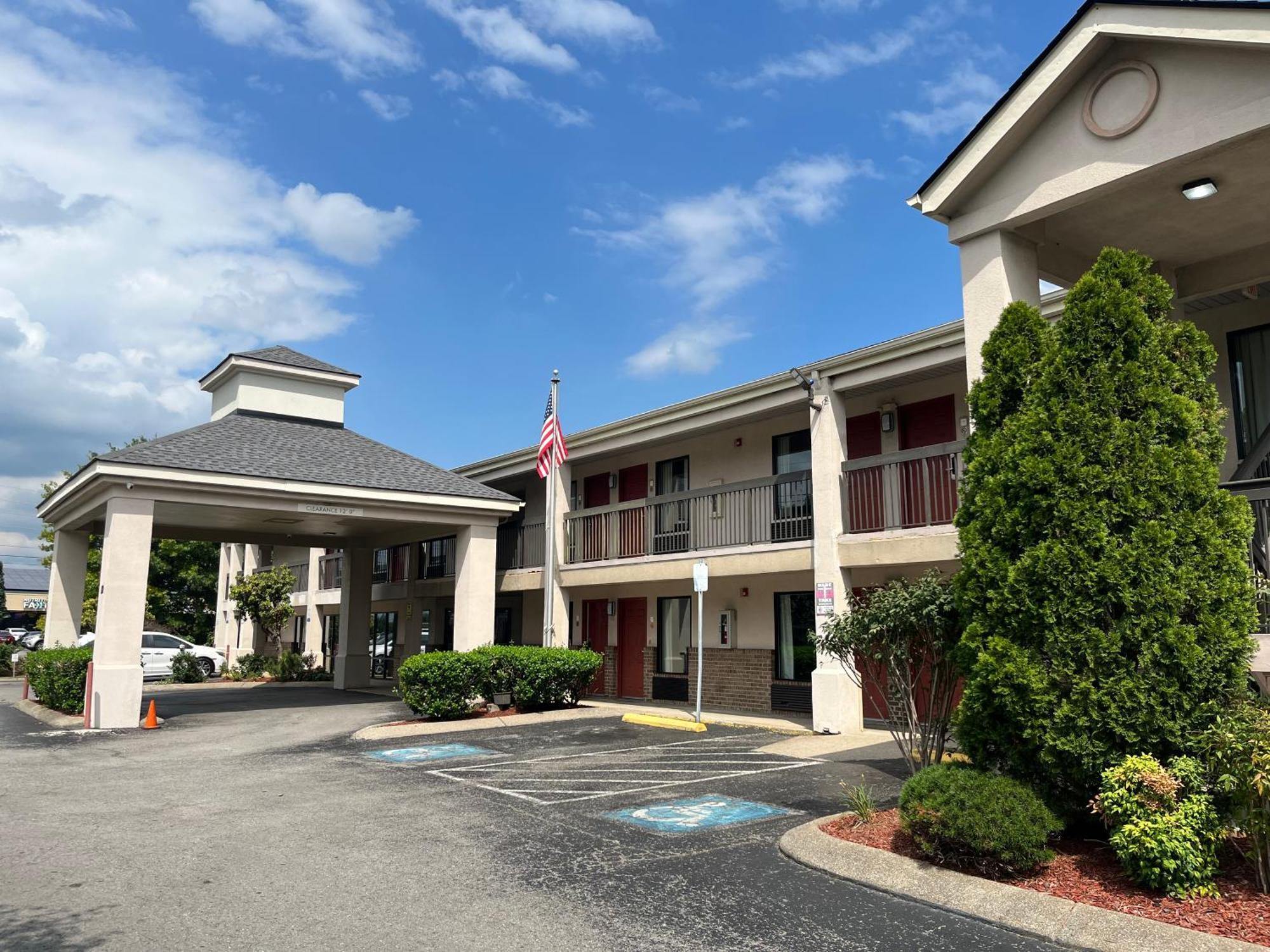 Econo Lodge Inn & Suites Murfreesboro Εξωτερικό φωτογραφία